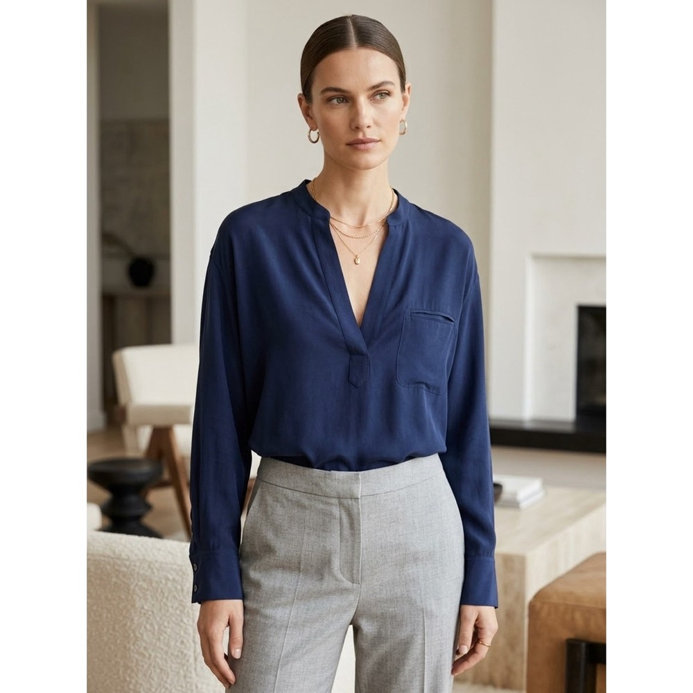 Vince Navy Blue 100% Silk V-Neck Tunic Blouse M Neutral Quiet Luxury Elevated